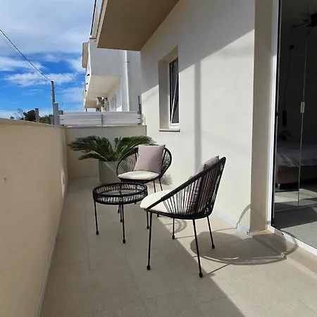 Torre Del Mediterraneo 아파트 *