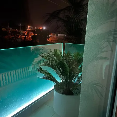 Torre Del Mediterraneo 아파트