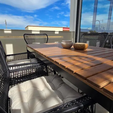 Torre Del Mediterraneo 아파트 *