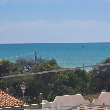 Torre Del Mediterraneo 아파트